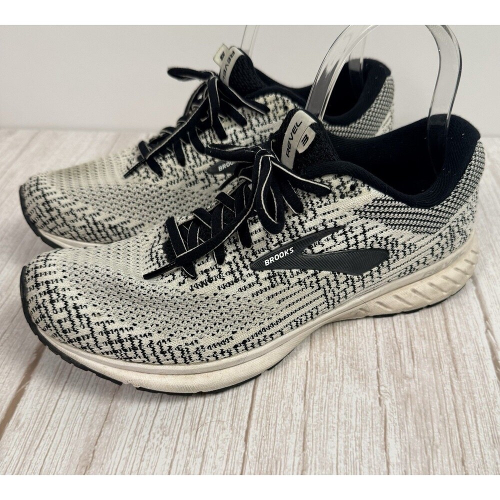 Brooks Revel 3 Running Shoes Sneakers Women Size 40.5 US 9 Black White Synthetic